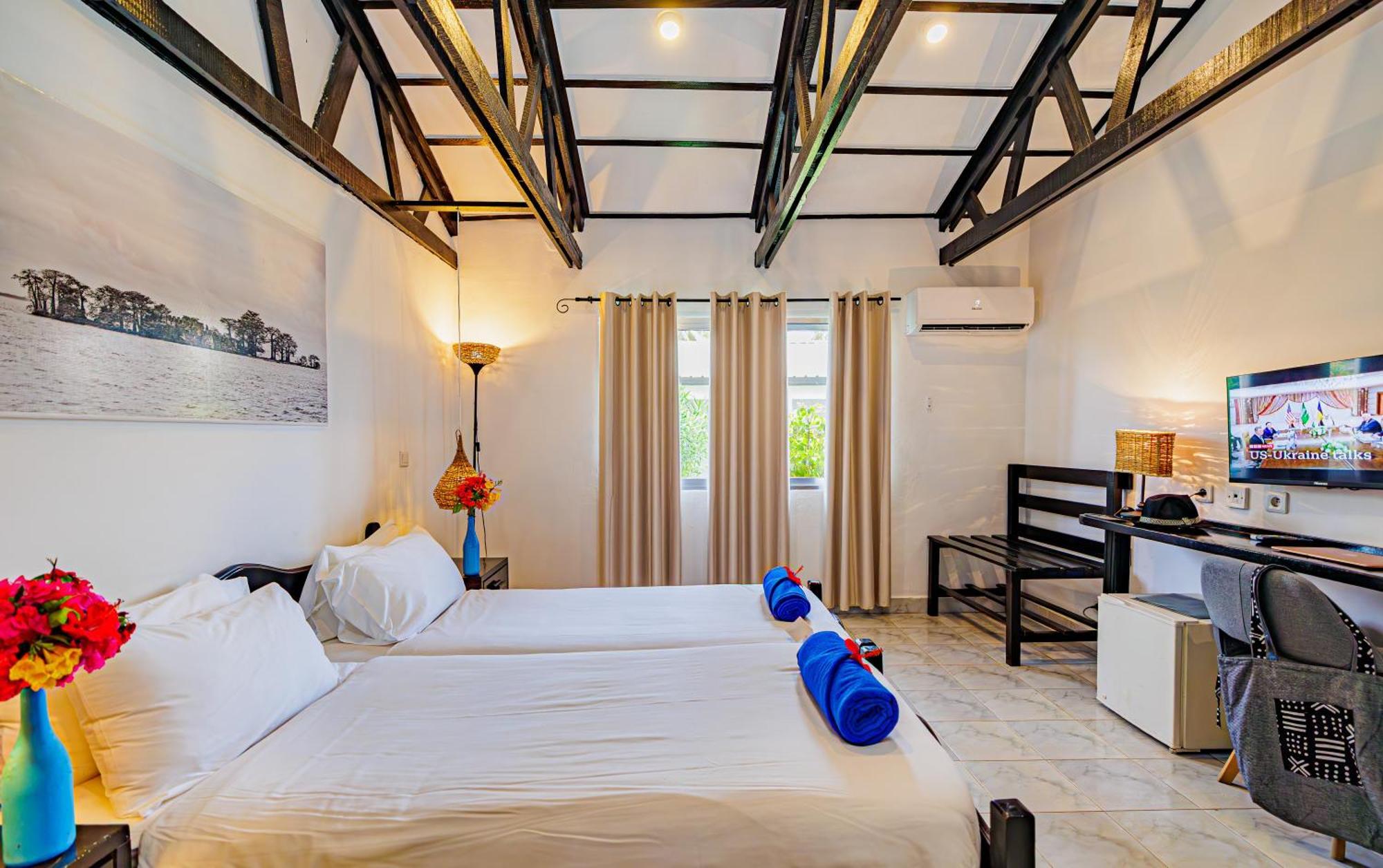 Sunset Beach Hotel Коту Экстерьер фото